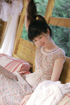 里面也请好好疼爱(Henie)全本